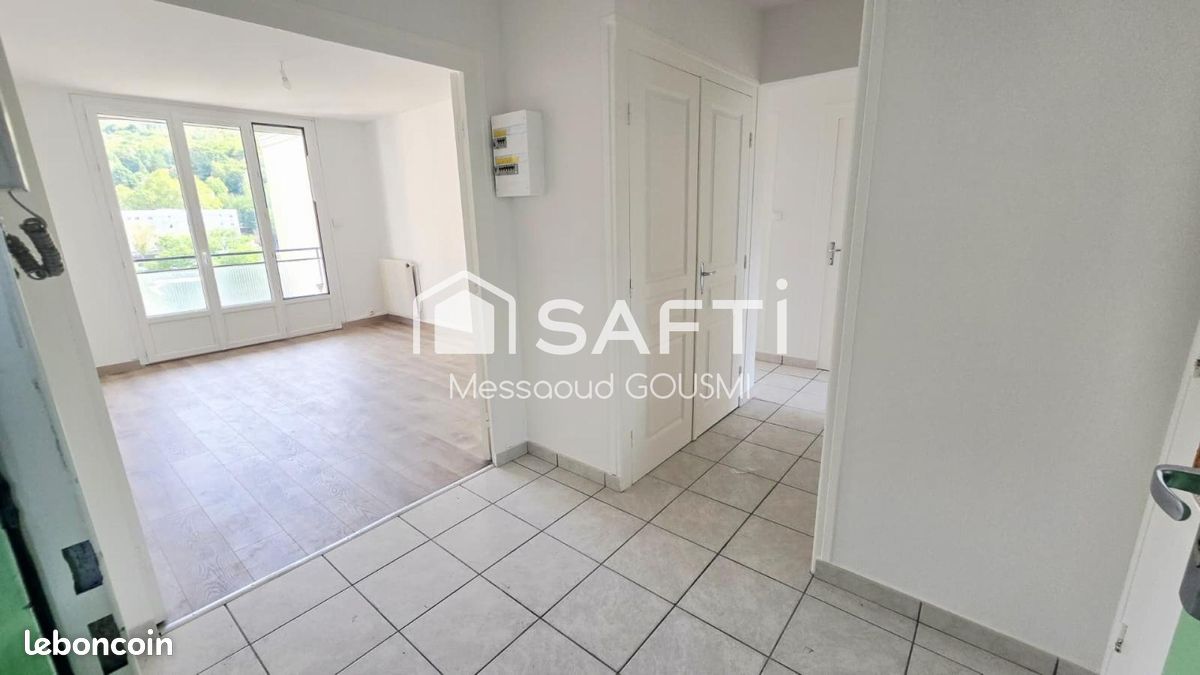 Appartement 3 pièces 55 m² · à Saint-Étienne · 55 m² · 65 000 €