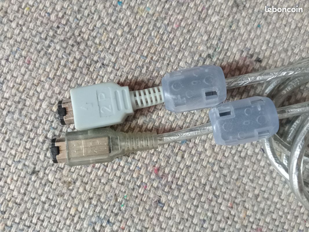 Achetez votre jeu Câble Link Game Boy - GameSpirit