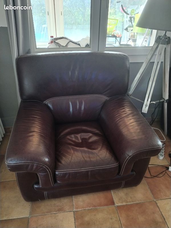 Canapé et fauteuil CUIR (image 2)