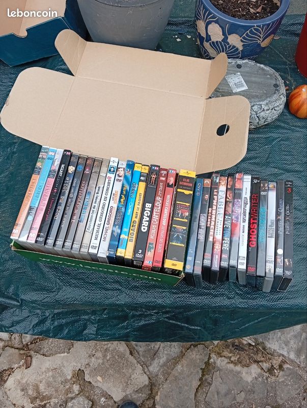 Lot DVD diverse (image 1)