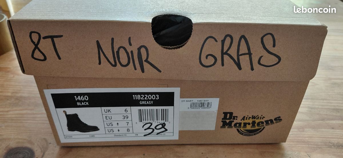 Dr. MARTENS neuves taille 39 (image 2)