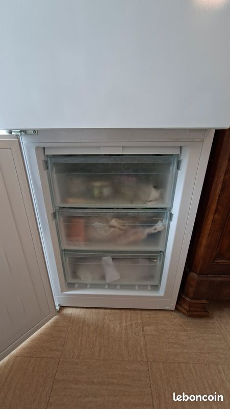 Frigo/ congélateur Miele excellent état (image 6)