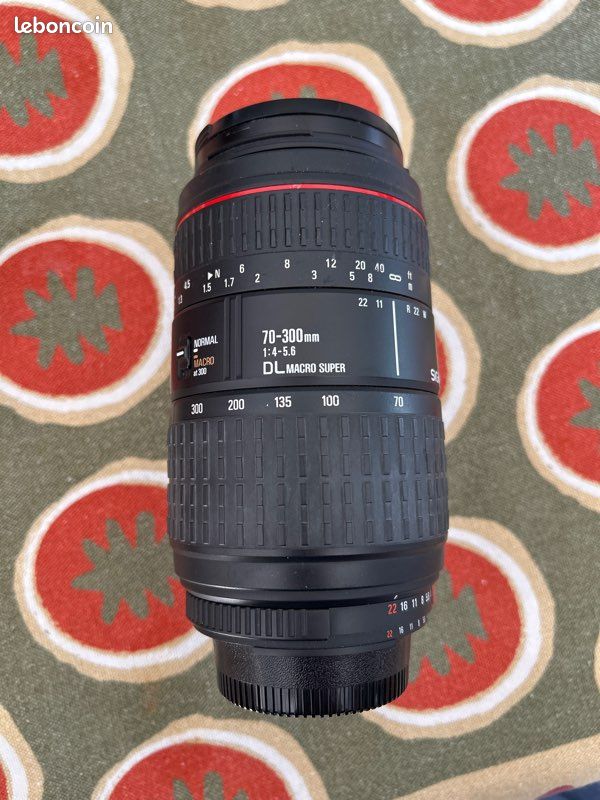 Objectif appareil photo numérique sigma 70-300mm (image 1)