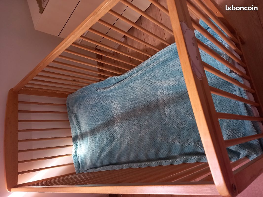 Lit bébé+ matelas anti acarien (image 1)