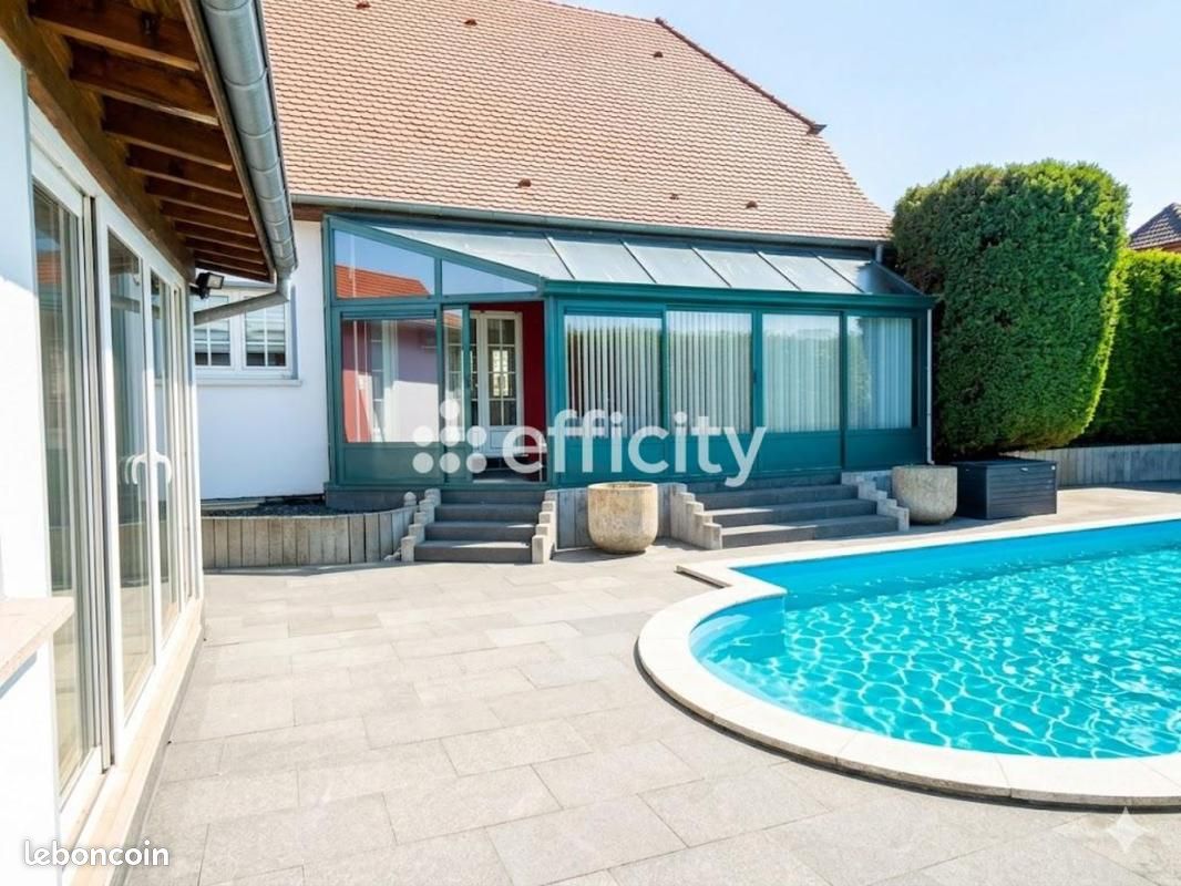 Maison 8 pièces 209 m² · à Pulversheim · 209 m² · 599 000 €