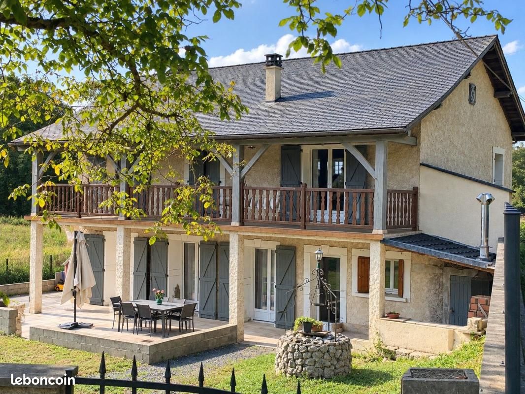 Maison 5 pièces 126 m² · à Saint-Faust · 126 m² · 322 900 €