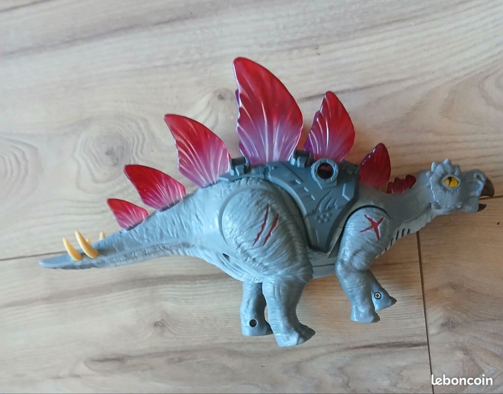 Figurine Dinosaure articulée et sonore (image 10)