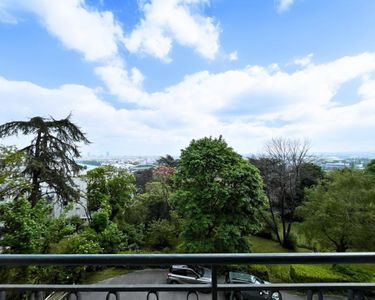 Appartement 299 000 € - 99 m²