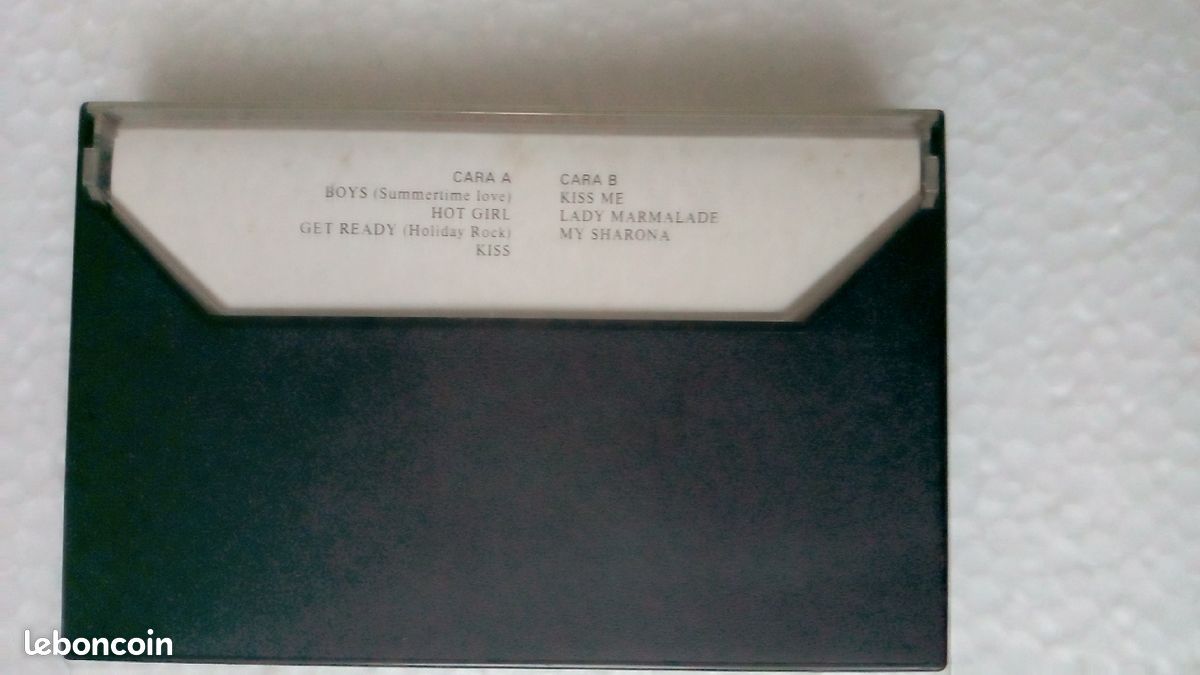 SABRINA : "Sabrina", album en rare cassette audio ( Espagne / 1988 ) (image 2)