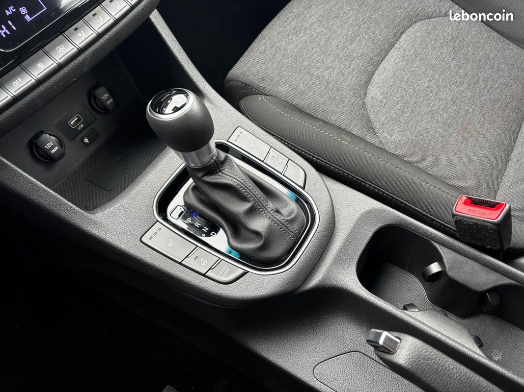 HYUNDAI I30 1.0 T-GDI Hybrid DCT-7 Creative (image 16)