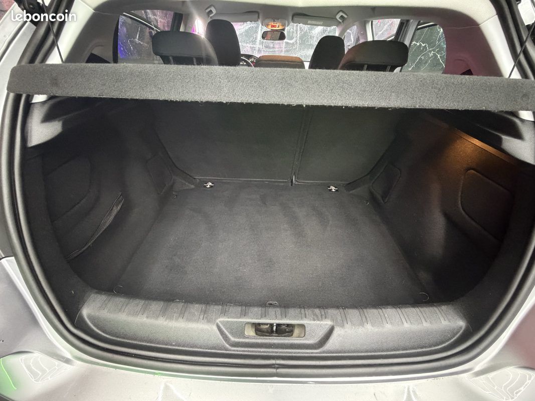 Peugeot 308 ii 1.6 blue hdi 100 access 2017 (image 17)