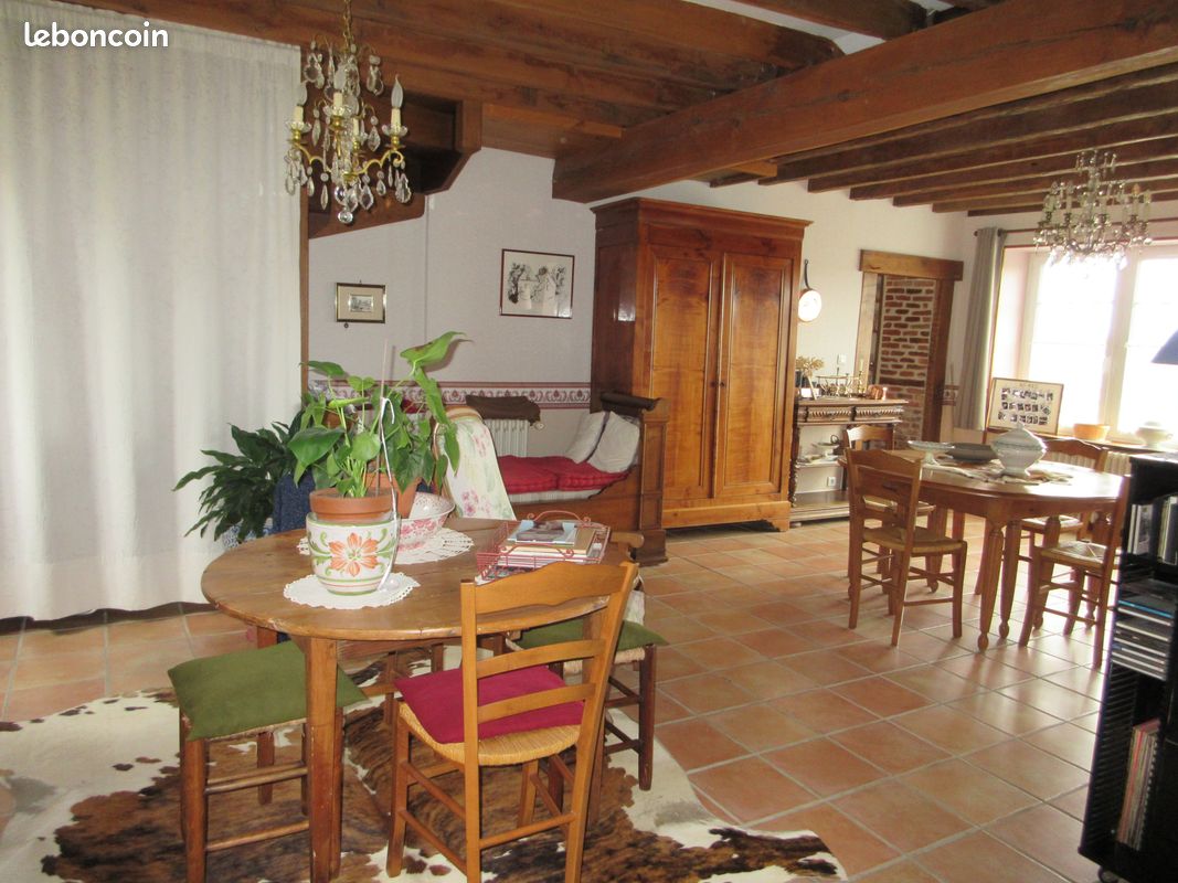 Maison 6 pièces 207 m² · à Saint-Gilles · 207 m² · 87 000 €