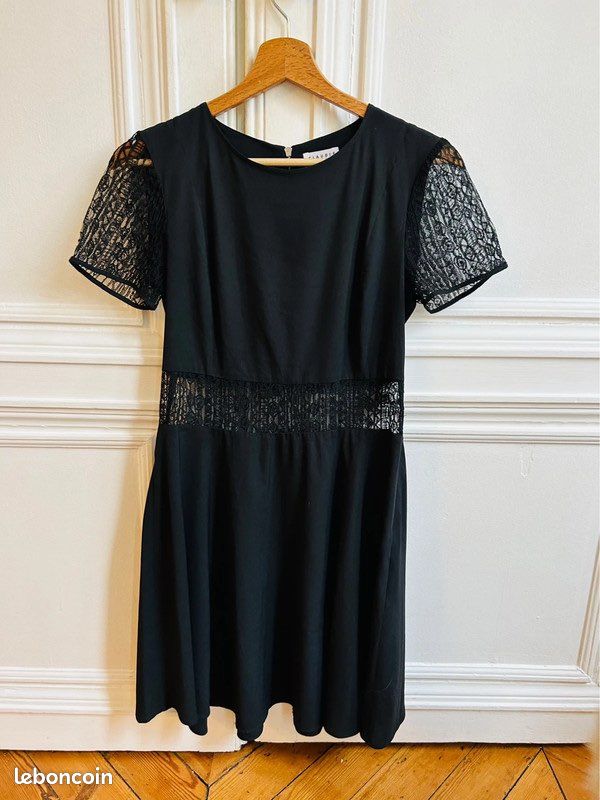 Robe CLAUDIE PIERLOT En Lin Noir - Taille 36/38 - Genou - Occasion Très Bon état