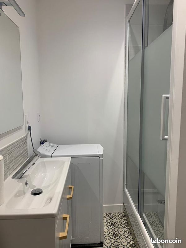 Appartement 1 pièce 18 m² · à Limoges · 18 m² · 390 €