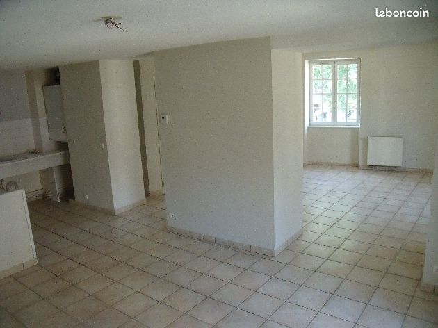 Appartement 2 pièces 69 m² · à Dole · 69 m² · 469 €/mois