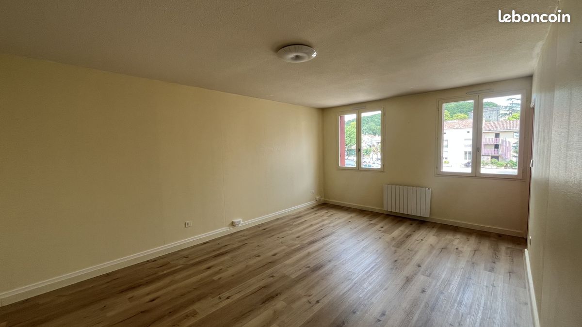 Appartement 1 pièce 36 m² · à Fumel · 36 m² · 360 €