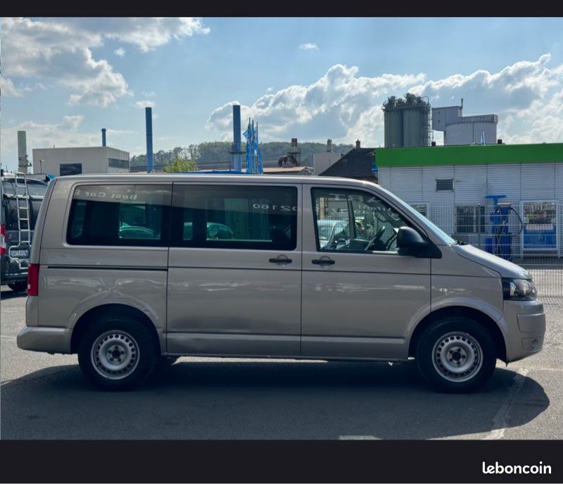 Volkswagen T5 Multivan 140 cv (image 3)