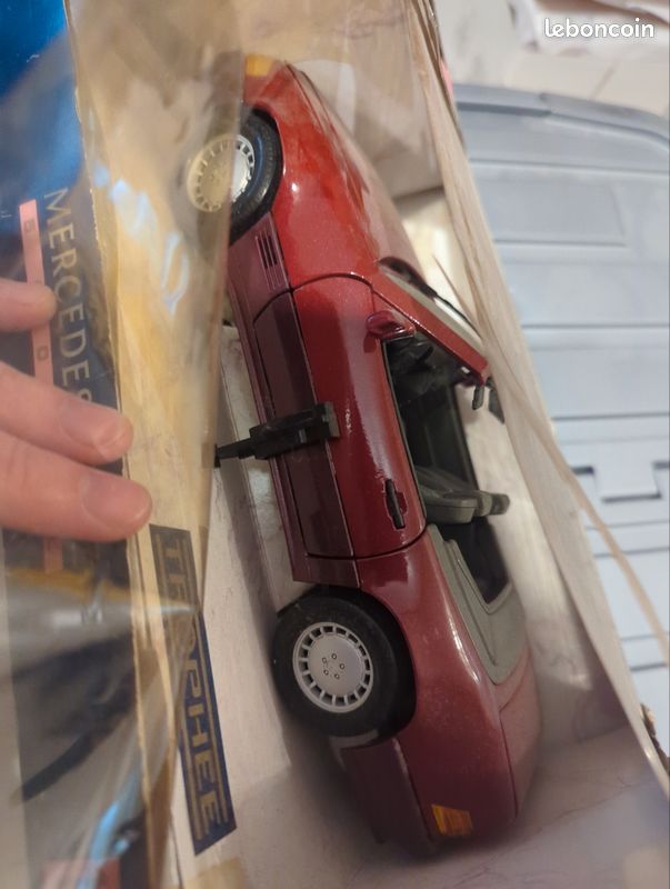 Modèle Réduit Mercedes-Benz 500 SL 1989 - Échelle 1/18 Maisto - Occasion