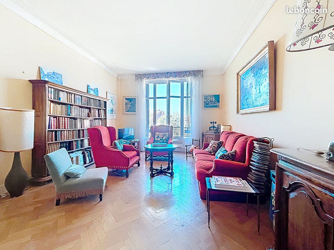 Appartement 3 pièces 92 m² · à Marseille · 92 m² · 255 300 €