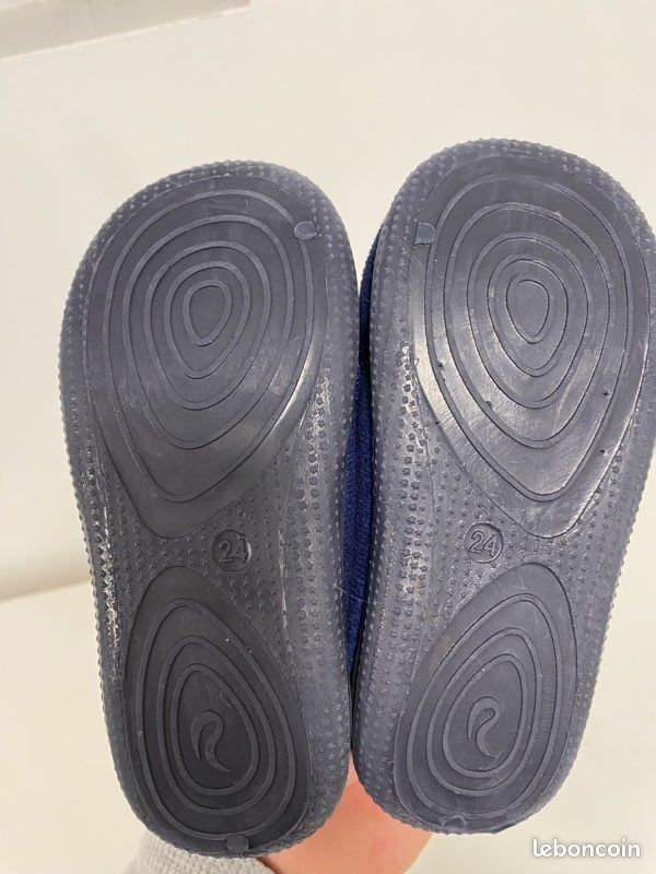 Chaussons enfant PSG taille 24 (image 4)