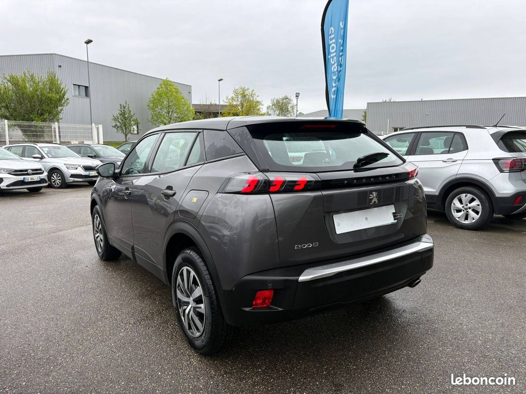 PEUGEOT 2008 BlueHDi 110 S&S BVM6 Active Business (image 3)