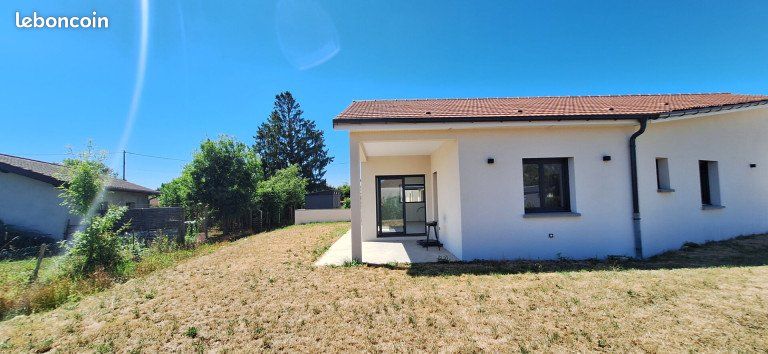 Maison 4 pièces 115 m² · à Attignat · 115 m² · 295 000 €