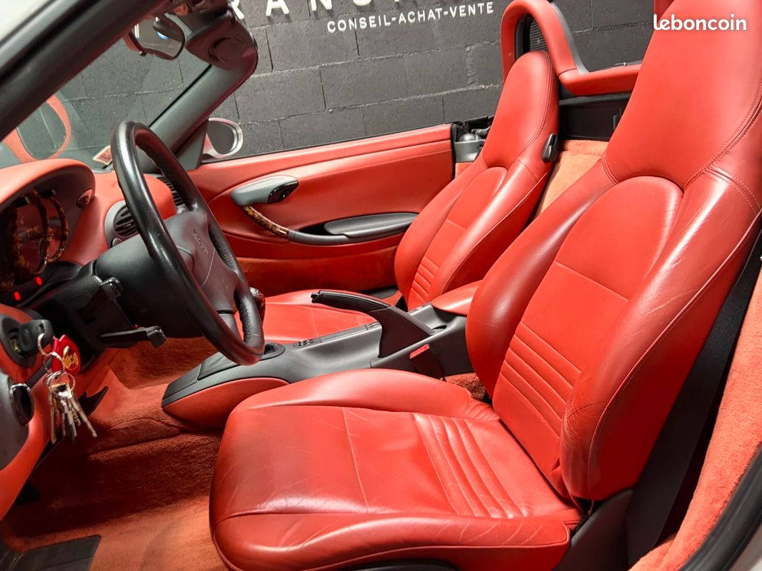 PORSCHE BOXSTER 2.5i / SUIVI COMPLET / REVISION OK / 4 PNEUS NEUFS / (image 13)