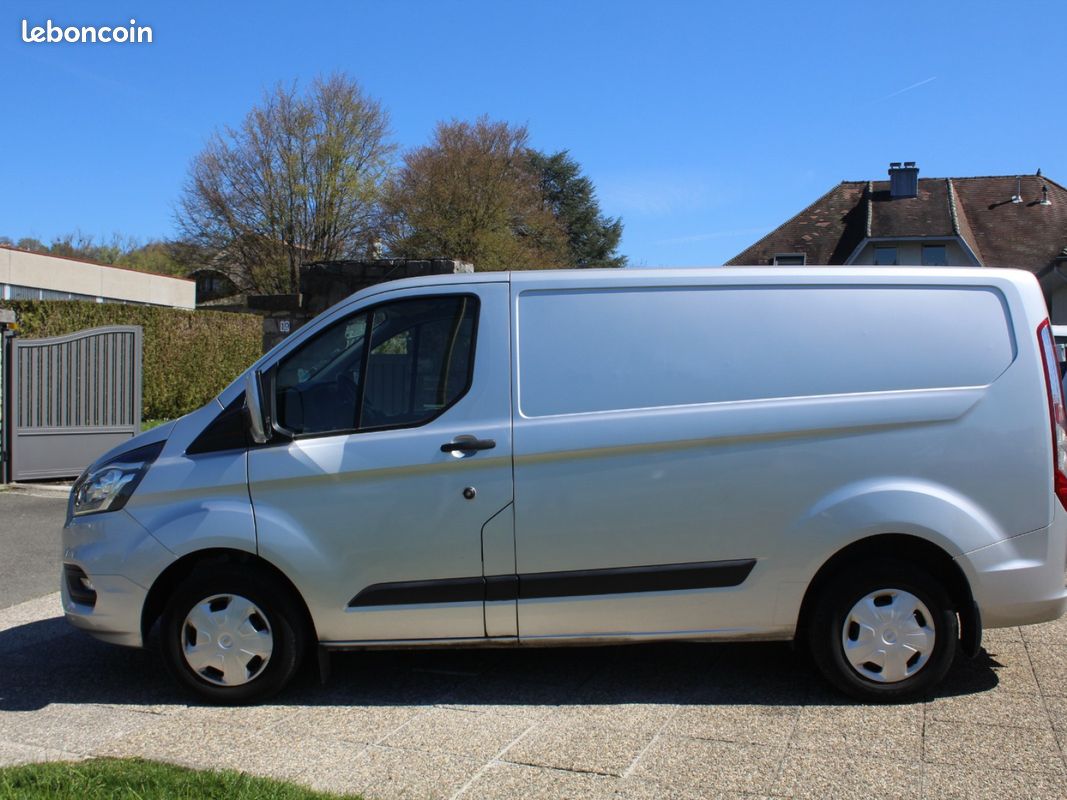 Ford transit custom fourgon 340 l1h1 2.0 ecoblue 130 (image 3)