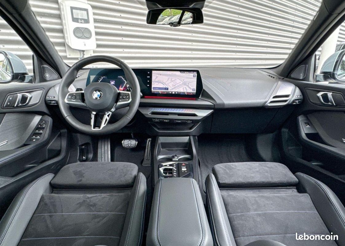 BMW SERIE 1 123 xDrive /Pano/Winter Packet/ACC/Cam (image 13)