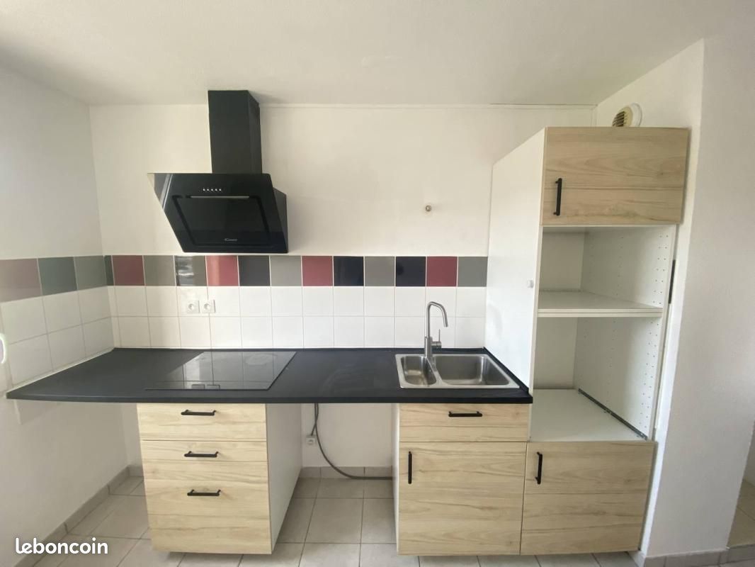 Appartement 3 pièces 61 m² · à Coulommiers · 61 m² · 890 €/mois