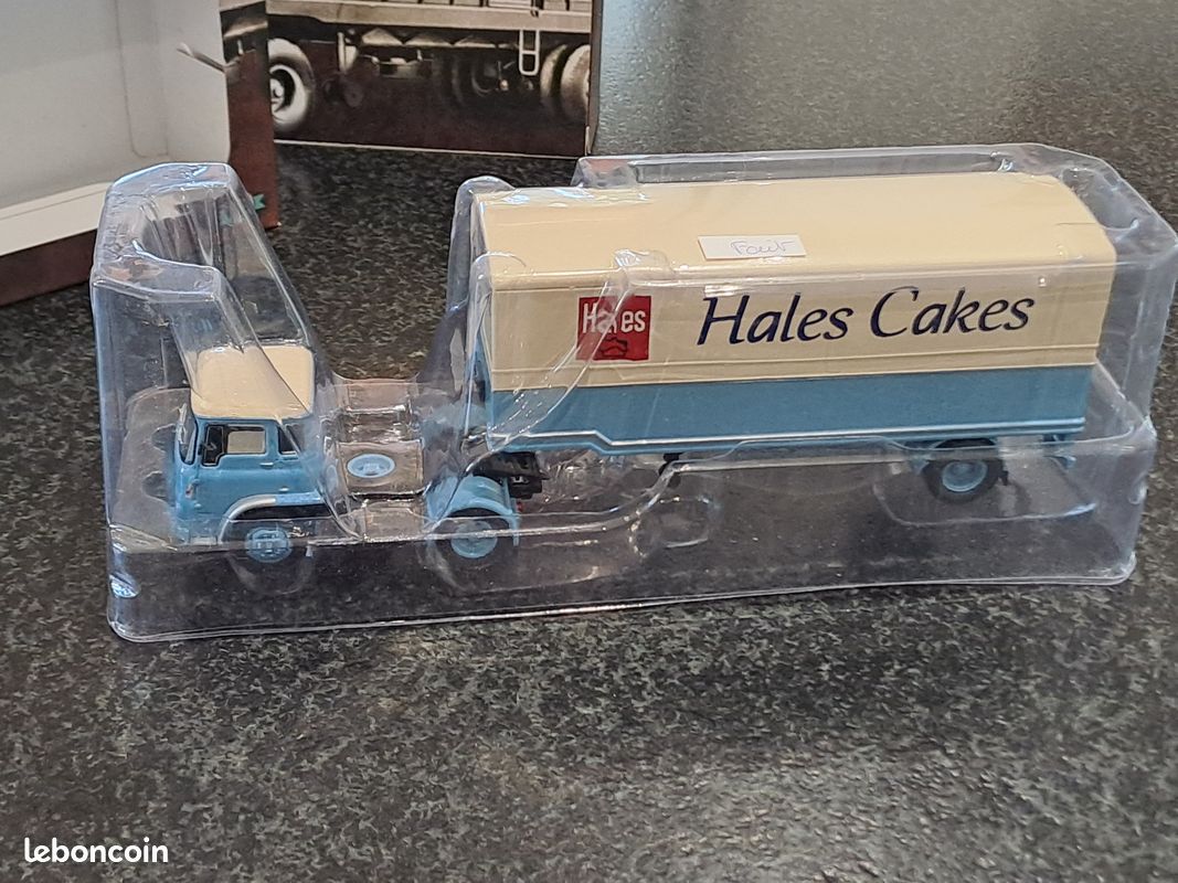 ALTAYA IXO 1/43 - Camions d'autrefois 84 - Unic MZ 36 citerne Total EUR