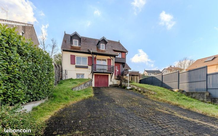 Maison 5 pièces 140 m²