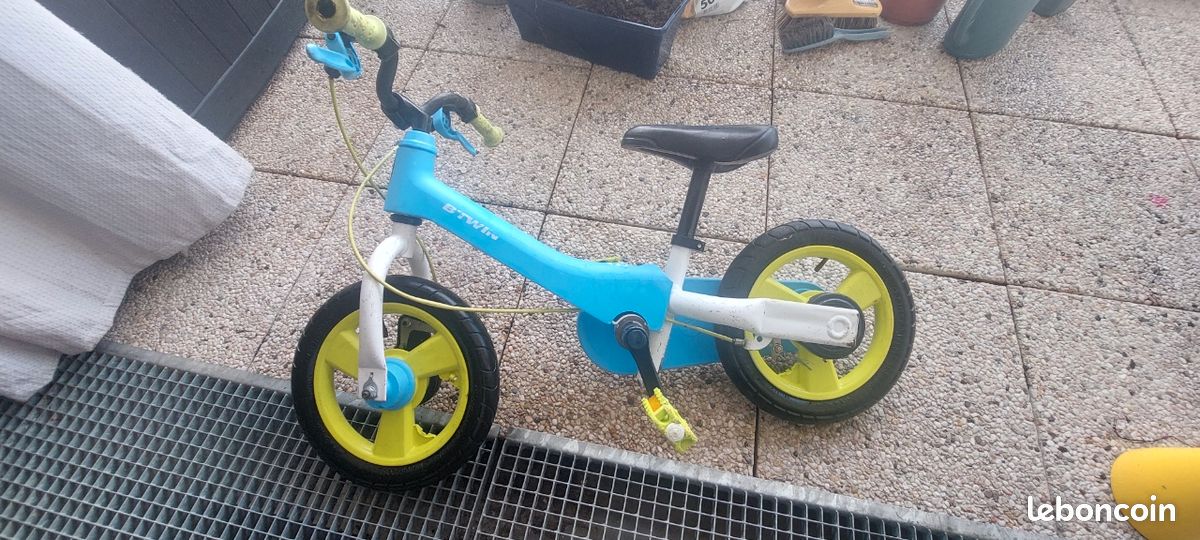 Draisienne Velo 14 Pouces Bleu Bicyclette La Draisienne A Pedale