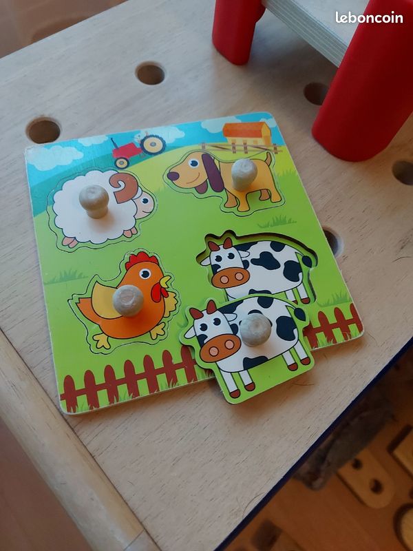 Etabli bois + lot jouets bébé (image 5)