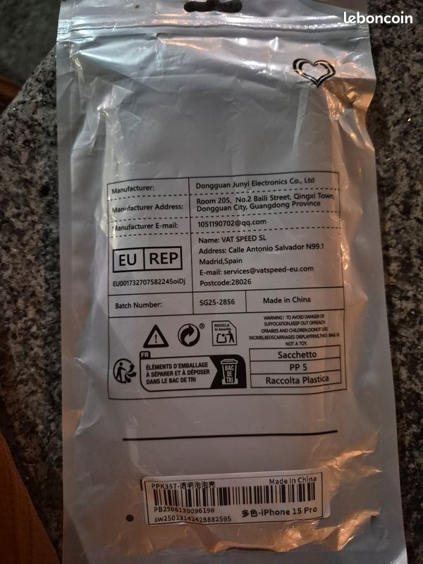 IPhone 15 Pro case / Cover/ Étui (image 3)
