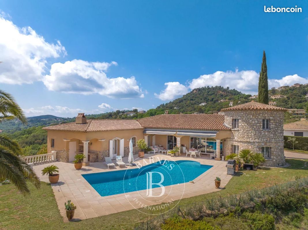 Maison 8 pièces 304 m² · à Les Adrets-de-l'Estérel · 304 m² · 1 895 000 €