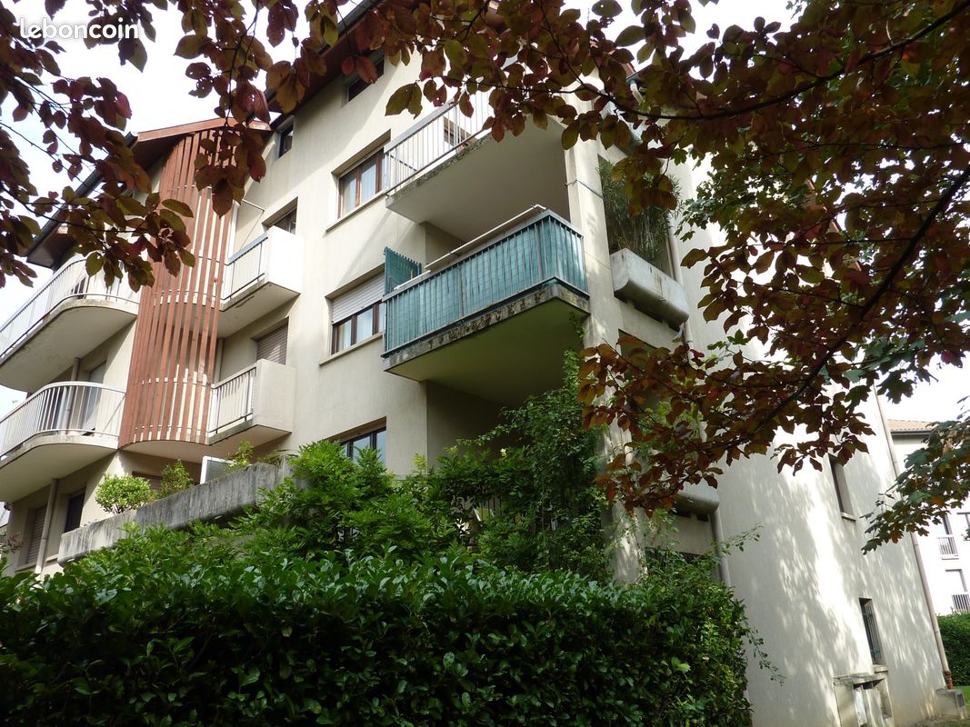 Appartement 2 pièces 48 m² · à Échirolles · 48 m² · 90 000 €