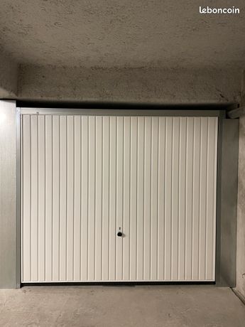 Location garage / box fermé - Sous-sol sécurisé