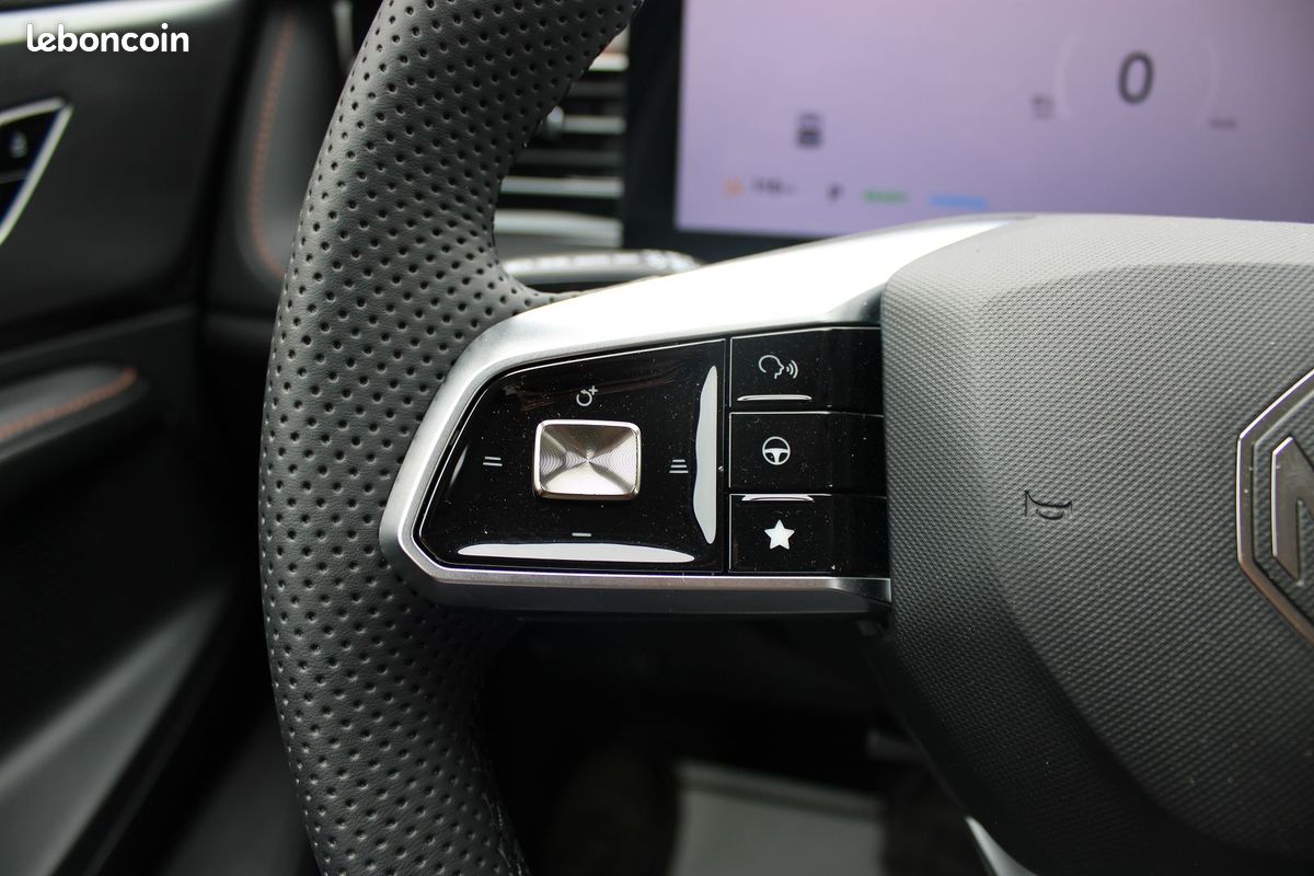 Mg HS LUXURY 224 CV HYBRID+ GPS 3D CAMÉRA 360° JA 19 USB I-COKPIT FULL LED BOITE AUTO (image 17)