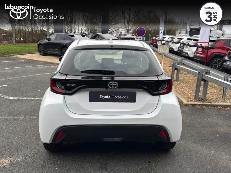 Toyota Yaris 120 VVT-i Dynamic 5p MY22 (image 26)