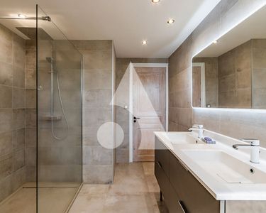 Maison 745 000 € - 225 m²