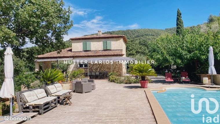 Villa 4 pièces 150 m²