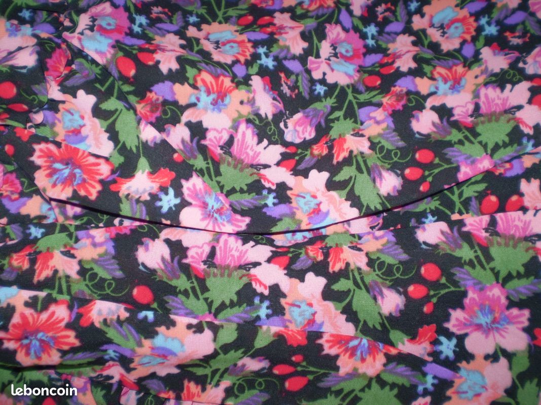 Jupe Femme BHS Violette à Fleurs - Taille 14 - Midi Flare - Neuve Avec étiquettes