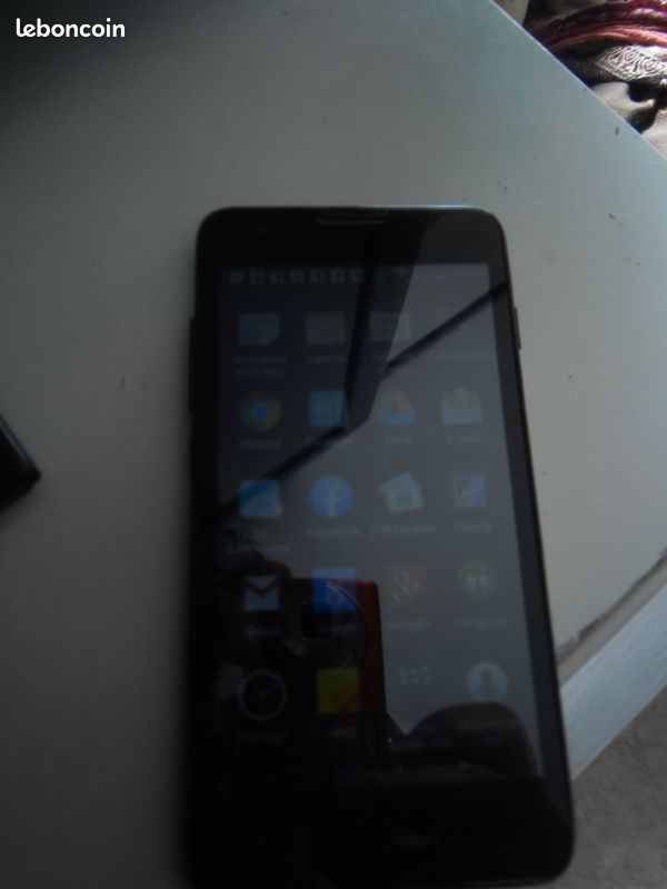 Logicom Smartphone 4G (image 1)