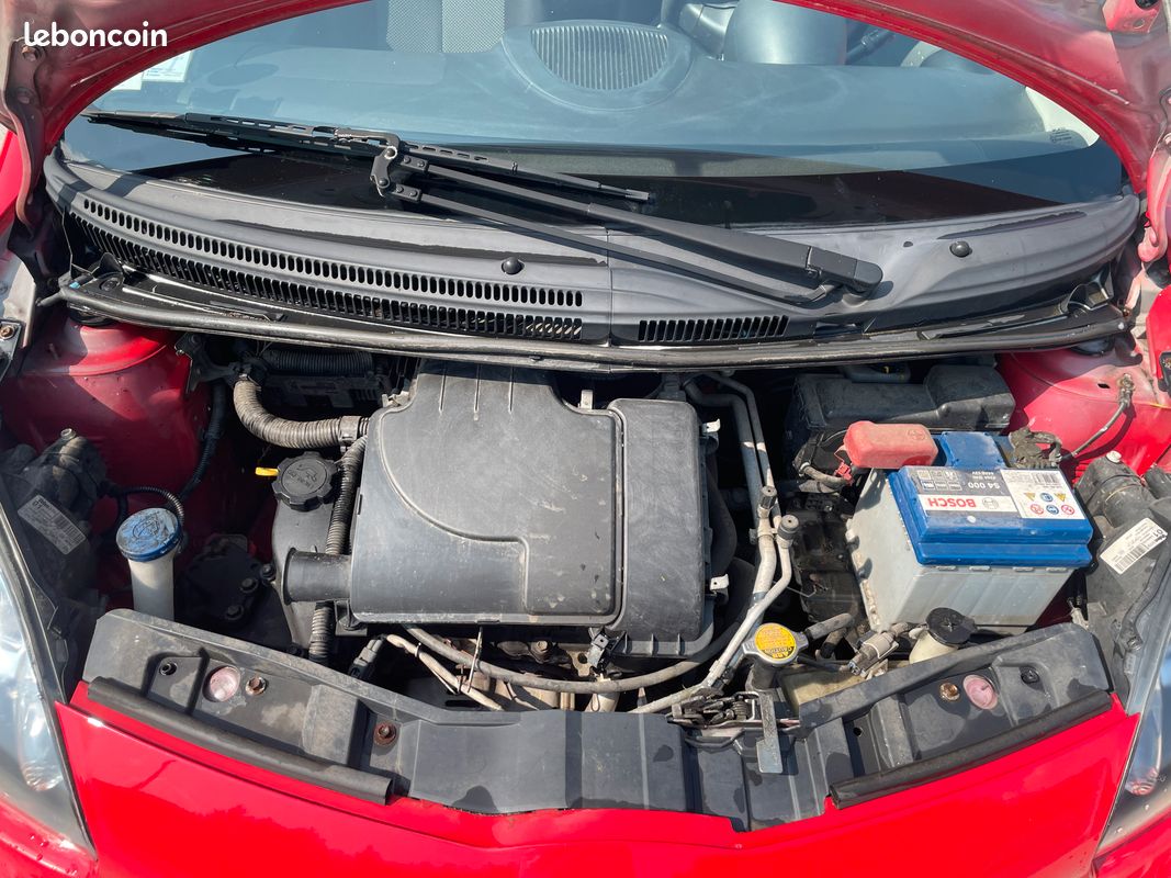 TOYOTA AYGO 1.0 CONFORT - 2010 - 172 000 km - Moteur à chaîne - Garantie 3 mois - Idéal jeune permis (image 5)