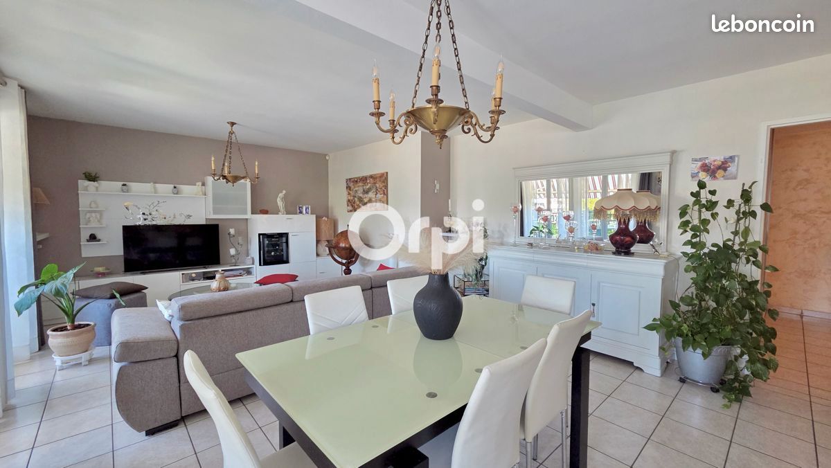 Appartement 3 pièces 104 m² · à Meyzieu · 104 m² · 419 000 €