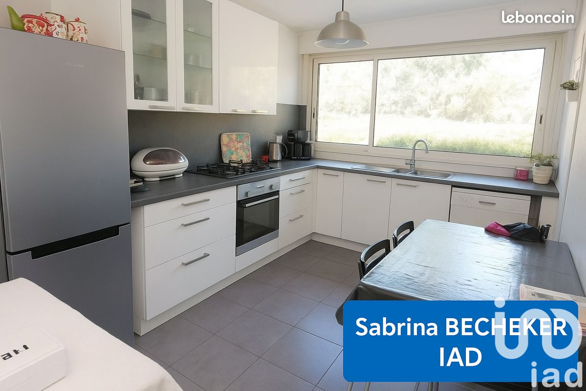 Appartement 3 pièces 71 m² · à Chilly-Mazarin · 71 m² · 220 000 €