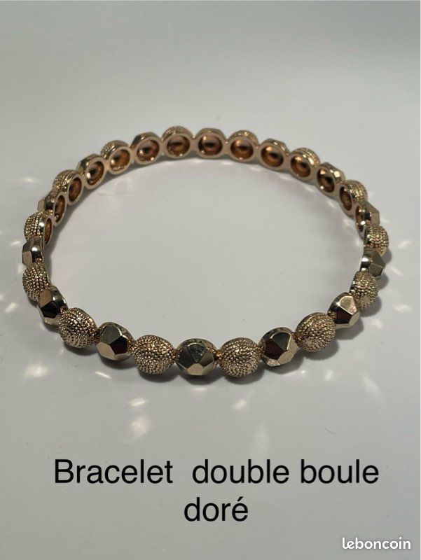 Bracelet doré (image 1)