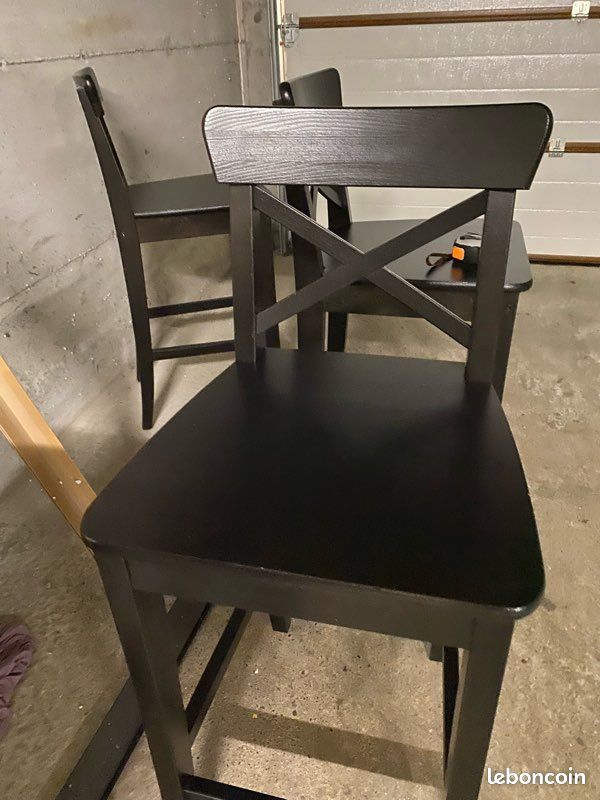Ensemble table chaises de bar noires IKEA (image 3)