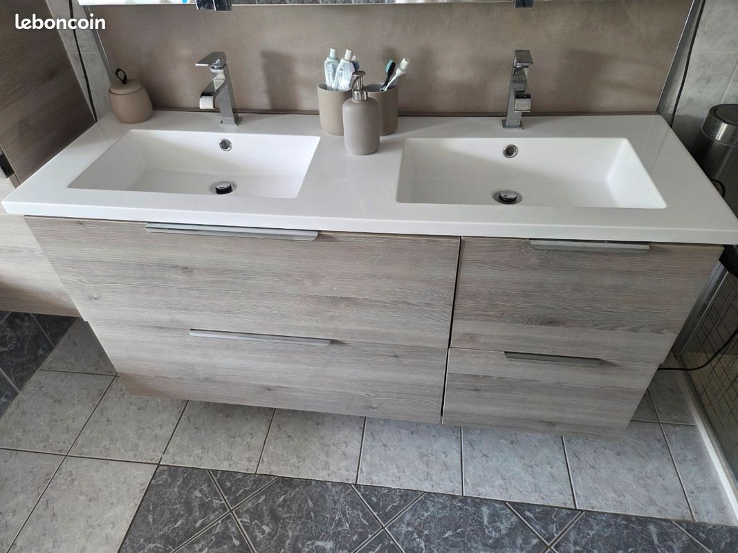 Lavabo salle de bain (image 1)